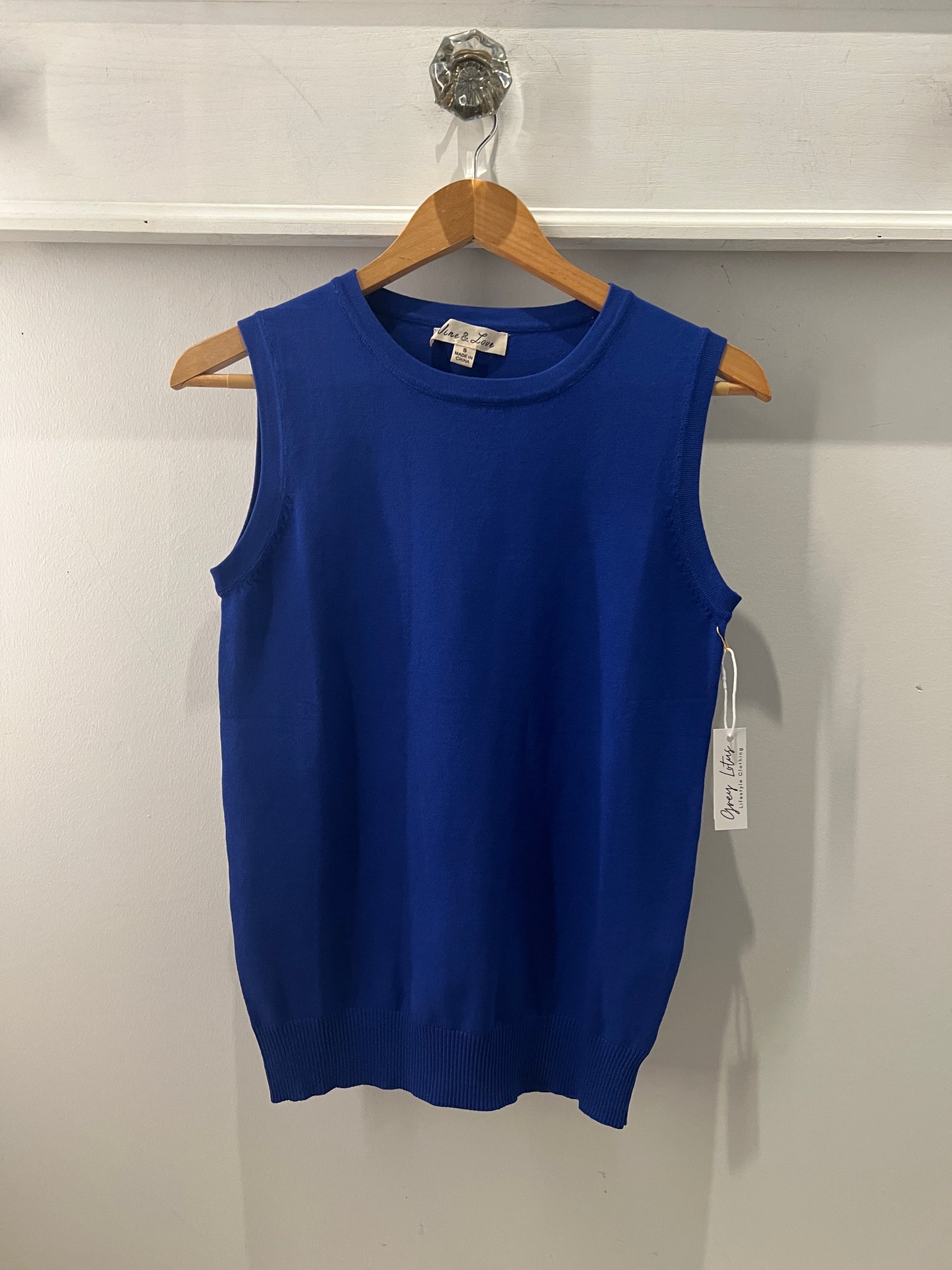 Sleeveless Sweater Top